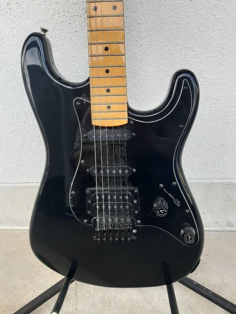 最終値下げ加熱処理ＡＩＹストラトタイプエレキギターSSH黒完全調整済