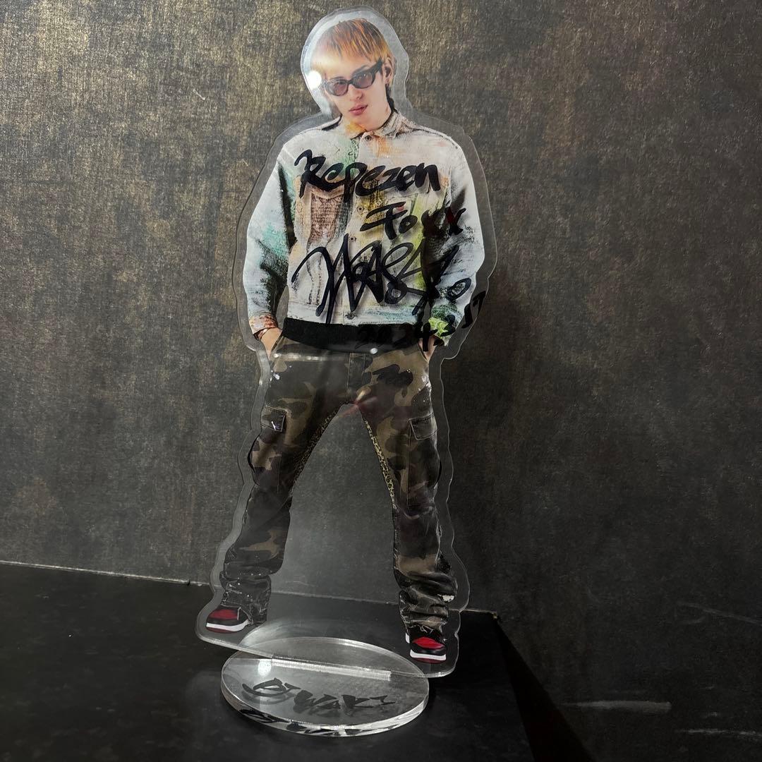 DJ脇 サイン入りアクリルスタンド