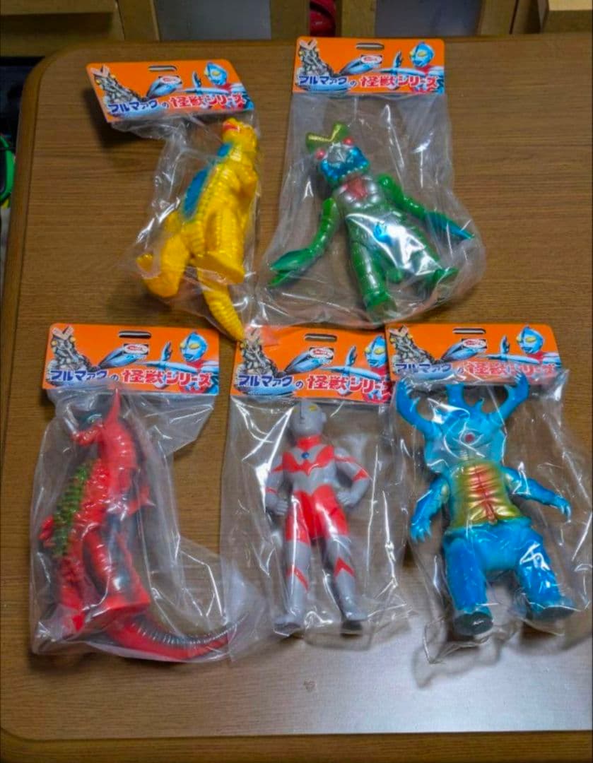 全5種 ブルマァク 怪獣シリーズ 昭和レトロカラー バルタン ゴモラ アントラー