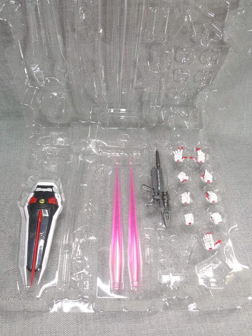 n5776■ガンダムアストレイ レッドフレーム メタルビルド 箱＋パーツ