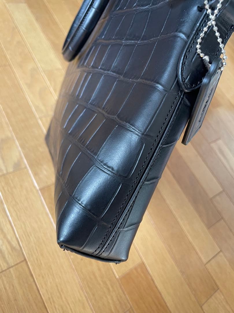 ブラックレザー ビジネスバッグ クロコダイル風