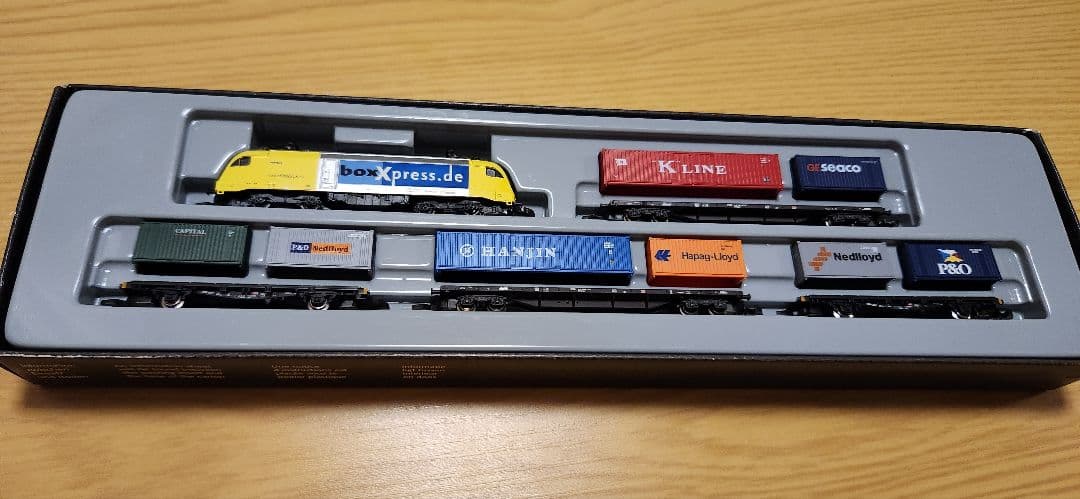 メルクリンミニクラブ 81432 電気機関車+コンテナ貨車セット おまけレール付