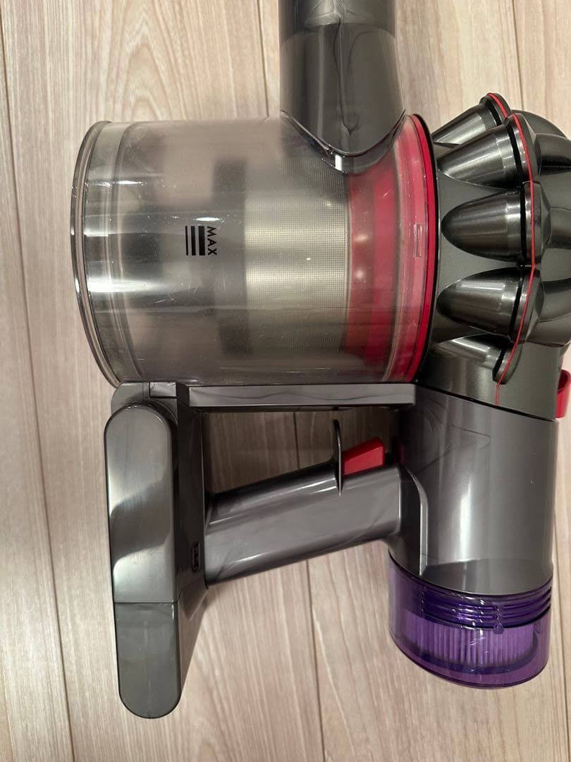 最終値下げ　Dyson V8 Slim Fluffy