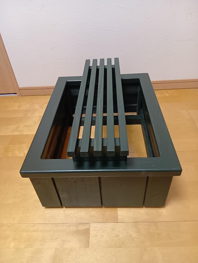 『NVボックス22用 木製化粧枠＋フラワースタンド付き(タンネングリーン色）』