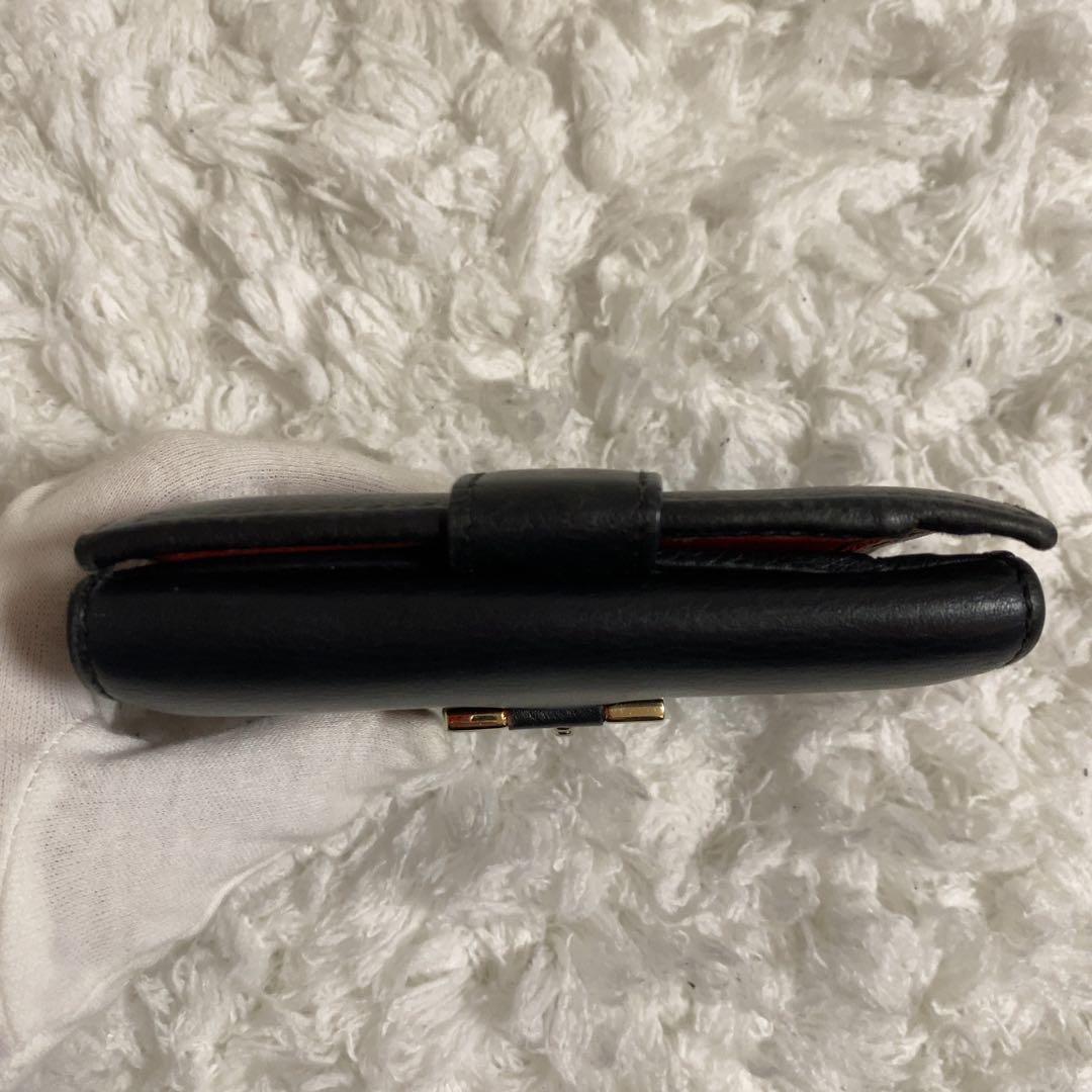 サルヴァトーレフェラガモ 2つ折り財布 ガンチーニ 金具 レザー ブラック