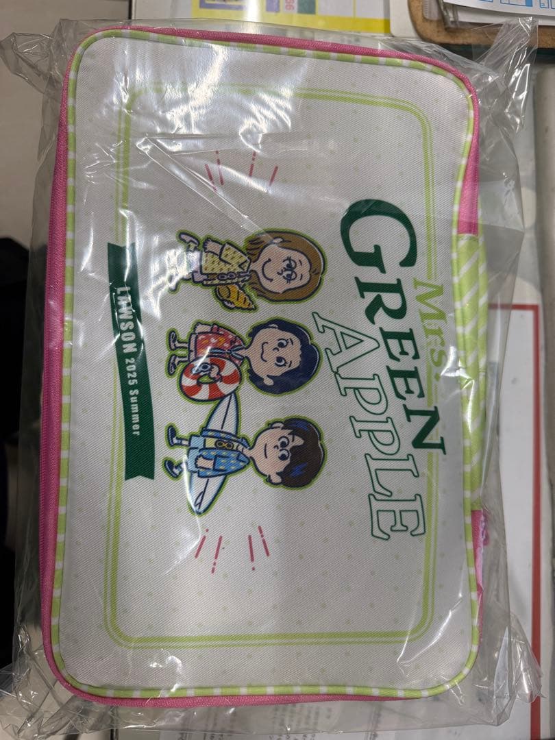 Mrs. GREEN APPLE 懸賞品　ポーチ