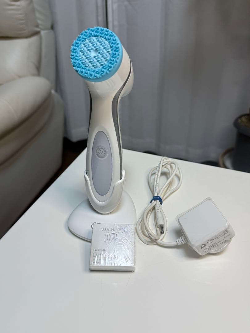 LumiSpa 洗顔ブラシ ➕新品トリートメントヘッド付き