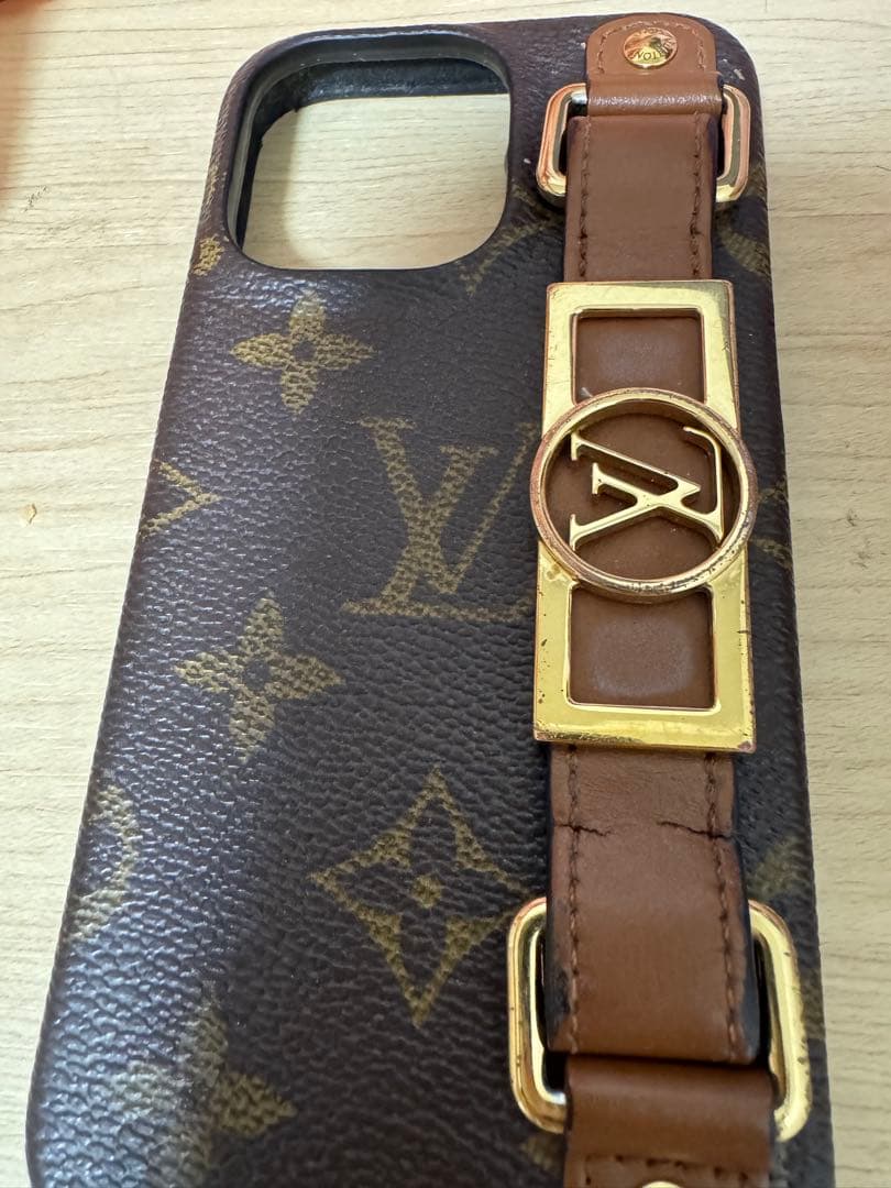 LOUIS VUITTON iPhone13pro ケース