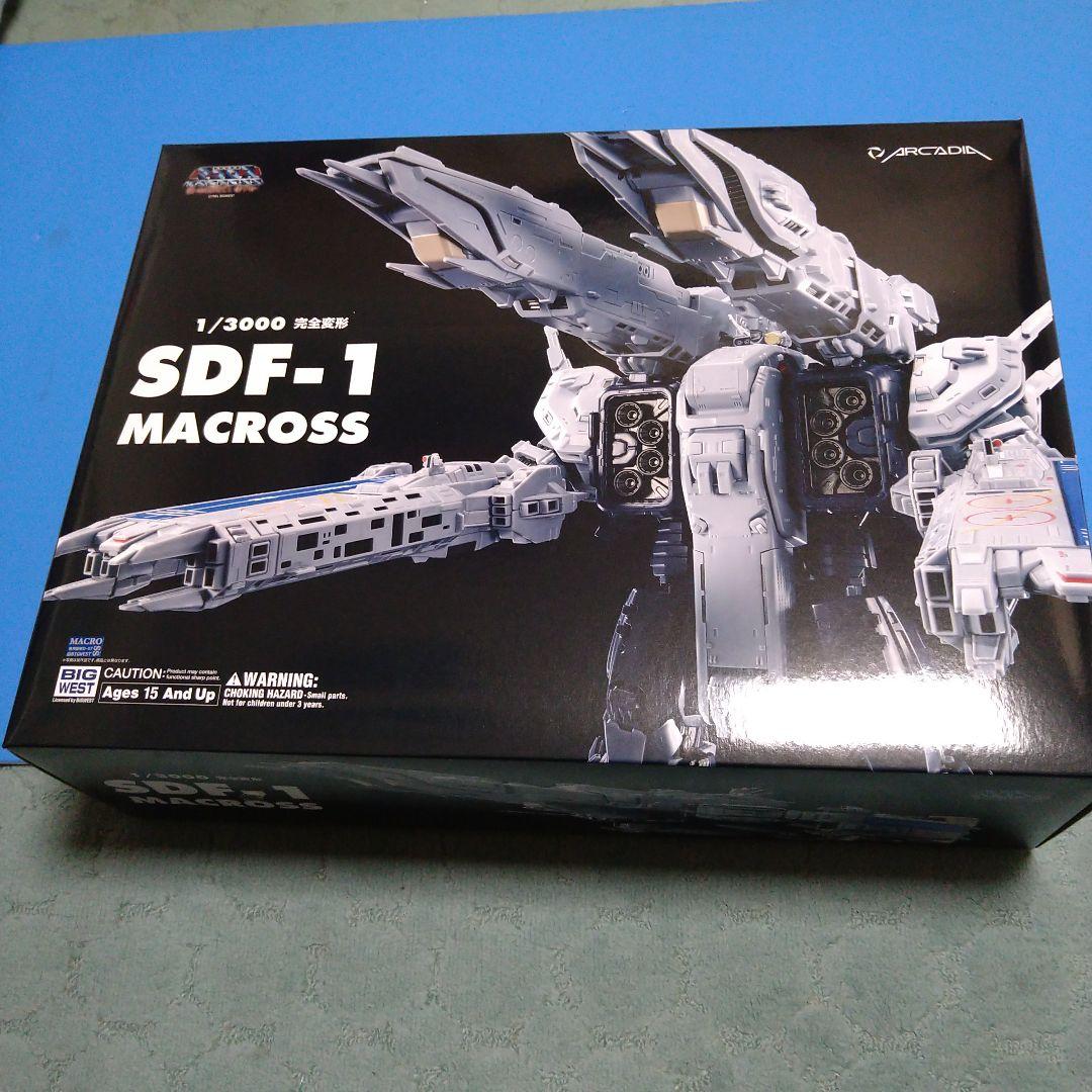 1/3000アルカディア　マクロス「 完全変形SDF-1 MACROSS」
