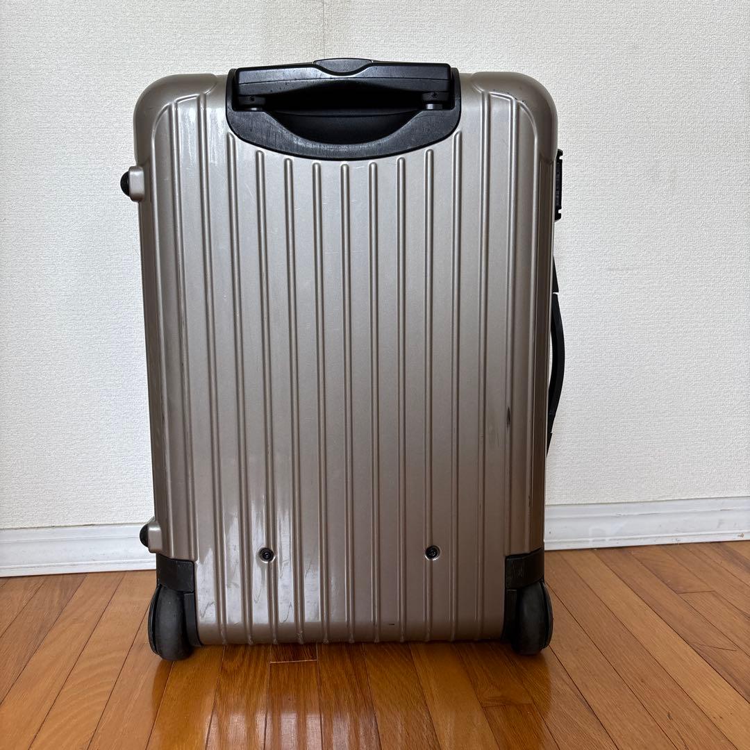 リモワ　サルサ33L 機内持ち込み