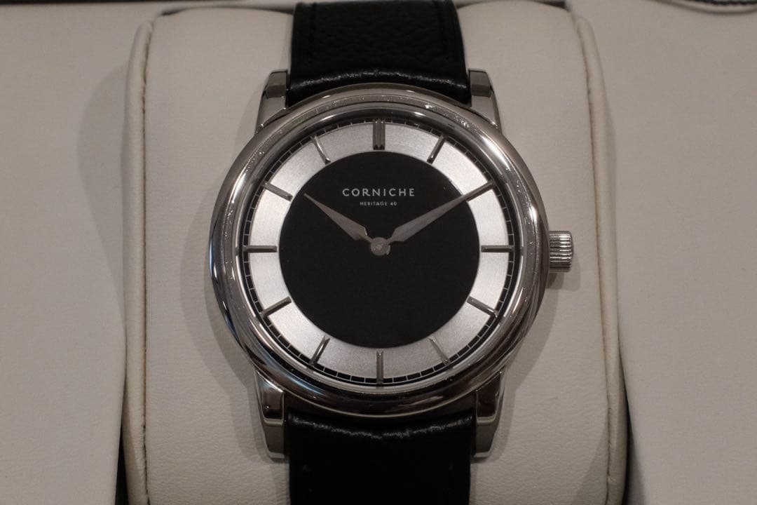 Corniche Heritage 40 黒文字盤