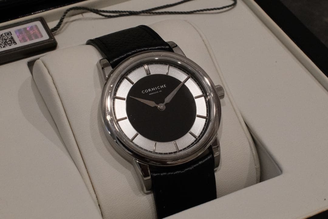 Corniche Heritage 40 黒文字盤