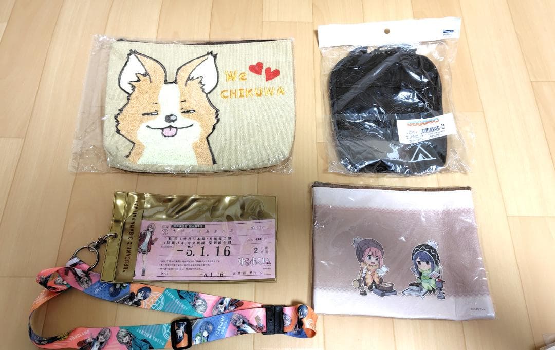 ③お買い得【ゆるキャン△】トート　アクスタ　ステッカー　キーホルダー　缶バッジ等