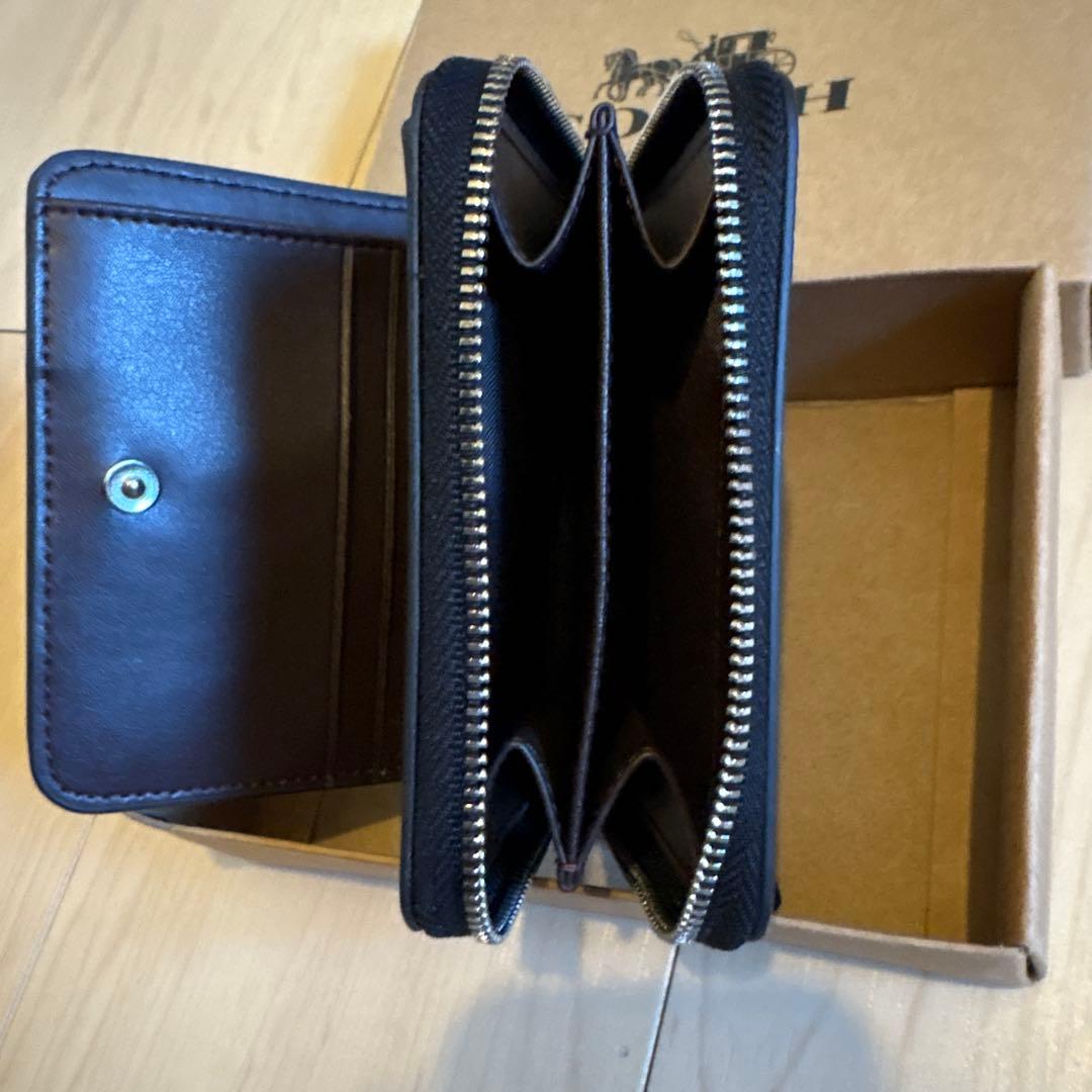 COACH ストロベリープリント 二つ折り財布