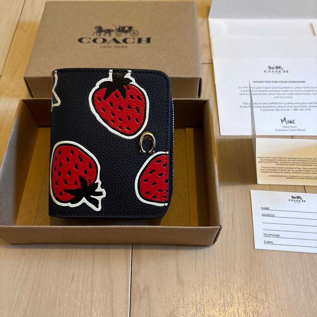 COACH ストロベリープリント 二つ折り財布