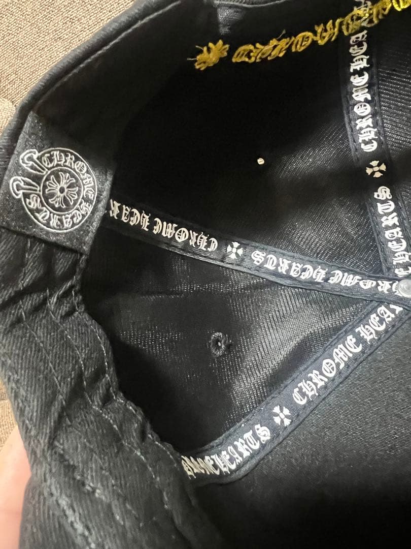 ブラックスナップバックキャップ CH刺繍