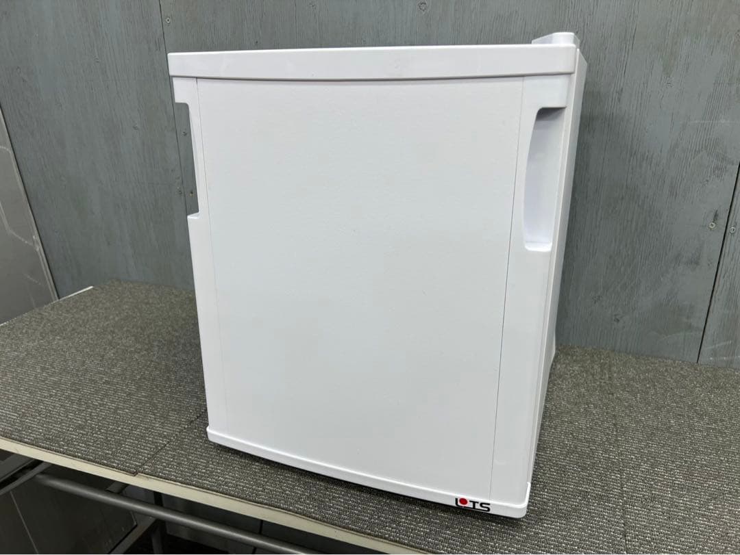 A2◆送料無料◆LOTS サイレントミニ電子冷蔵庫　無音無振動　寝室　コンパクト