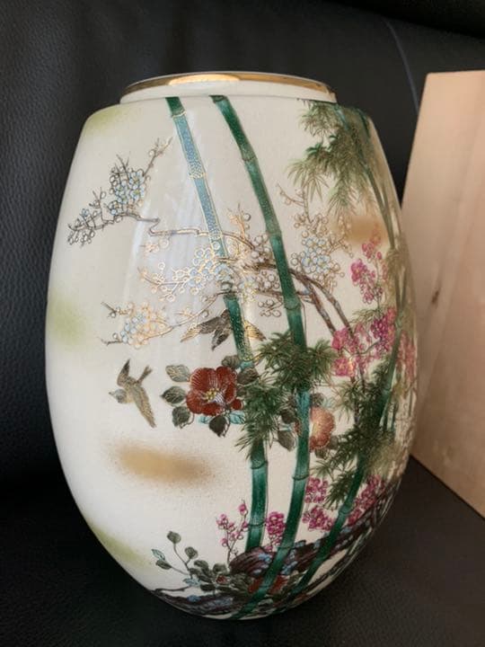 未使用‼️九谷焼　花瓶　竹雀　金彩　九谷窯元陶寿製　8号　美術品