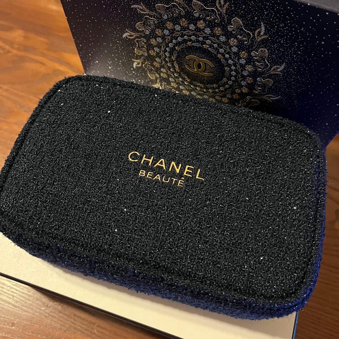 CHANELシャネル ホリデー2025年 クリスマスコフレ ※ポーチのみ