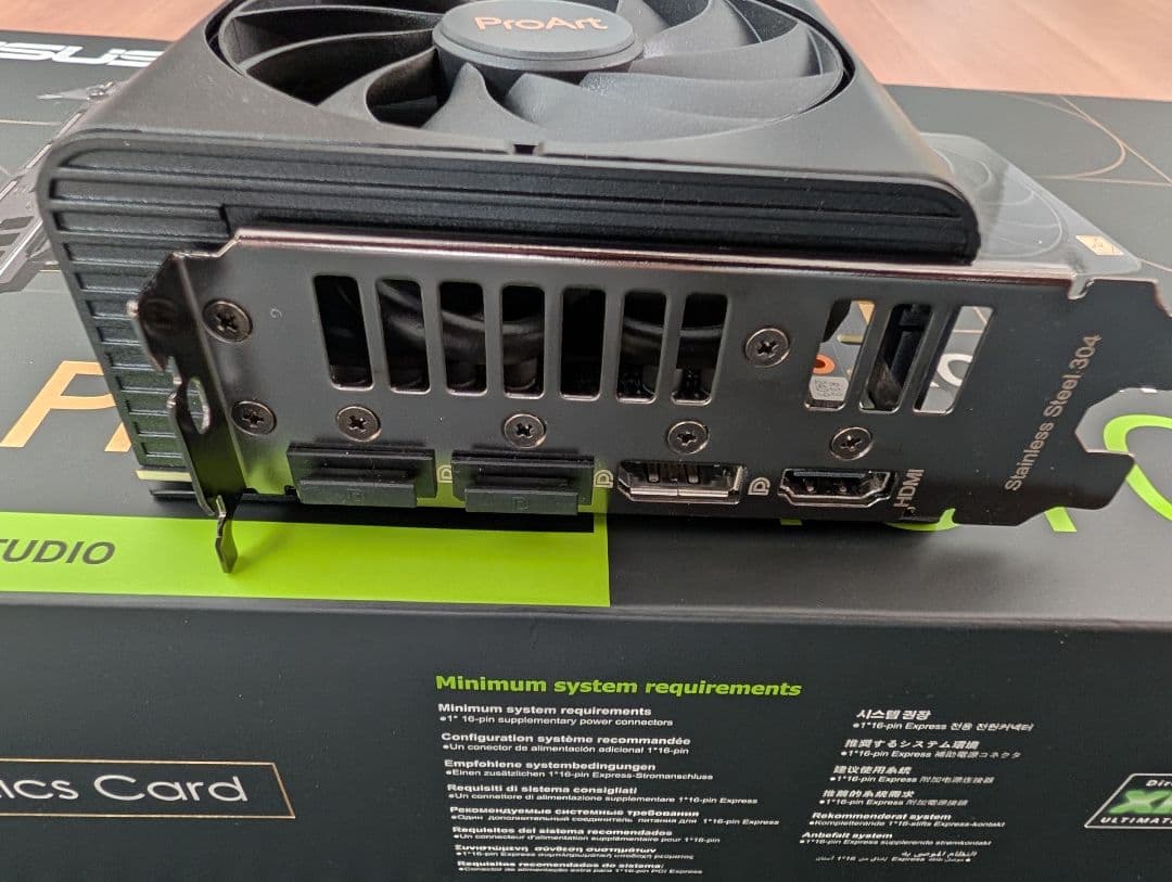 グラフィックボード・グラボ・ビデオカード ASUS ProArt RTX 4070 Super OC 12GB