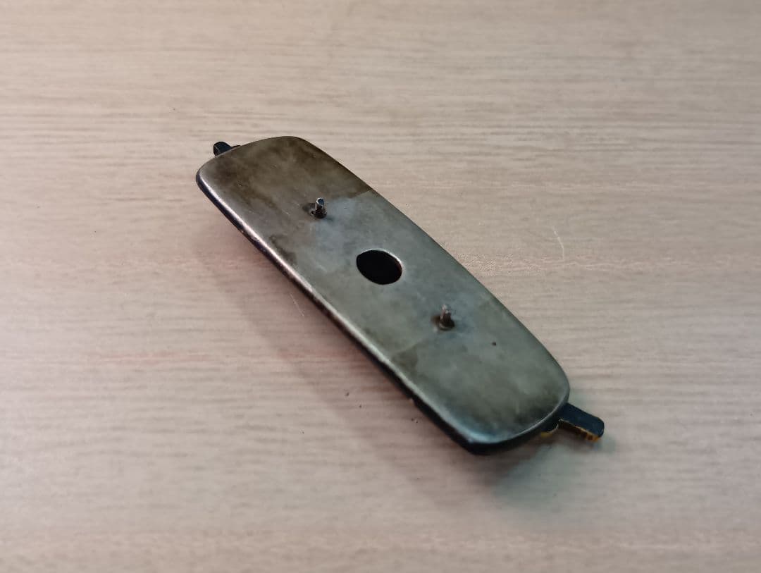 煙草入れ／前金具