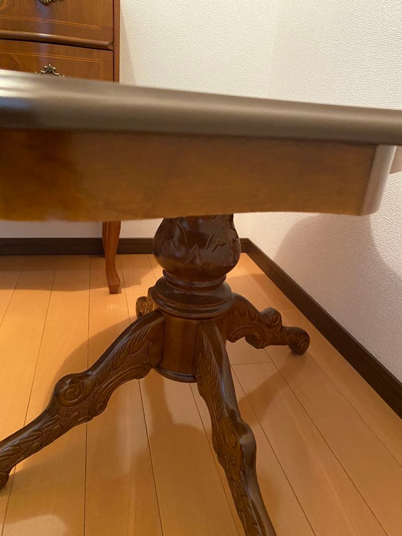 猫脚　象嵌イタリア製　木製テーブル