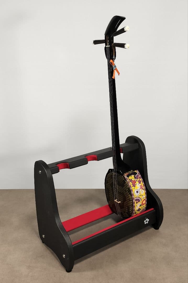 ♪ハンドメイド　沖縄三線スタンド　木製　ブラックカラー 3丁用　匿名配送♪