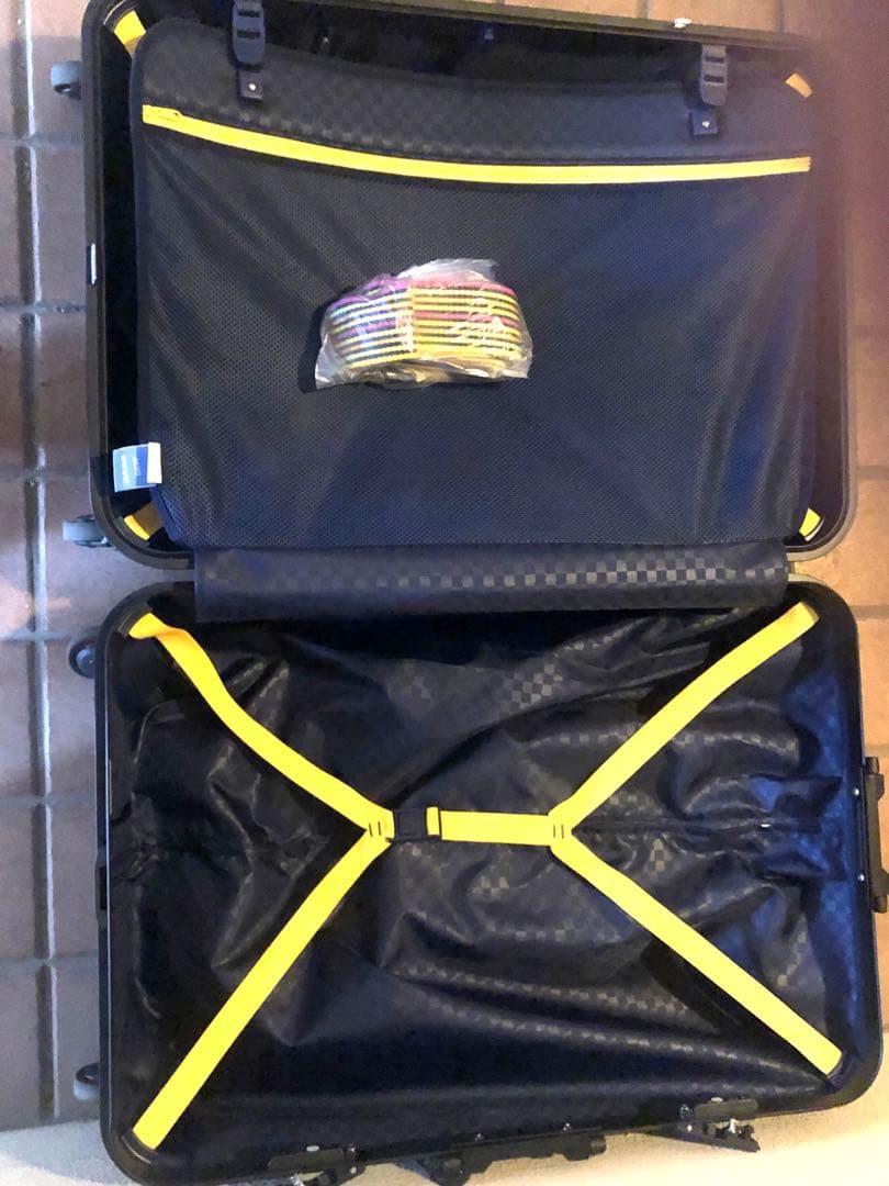 LLサイズ 10泊〜 ハードキャリーケース (ハンガー&ケースベルト付き)