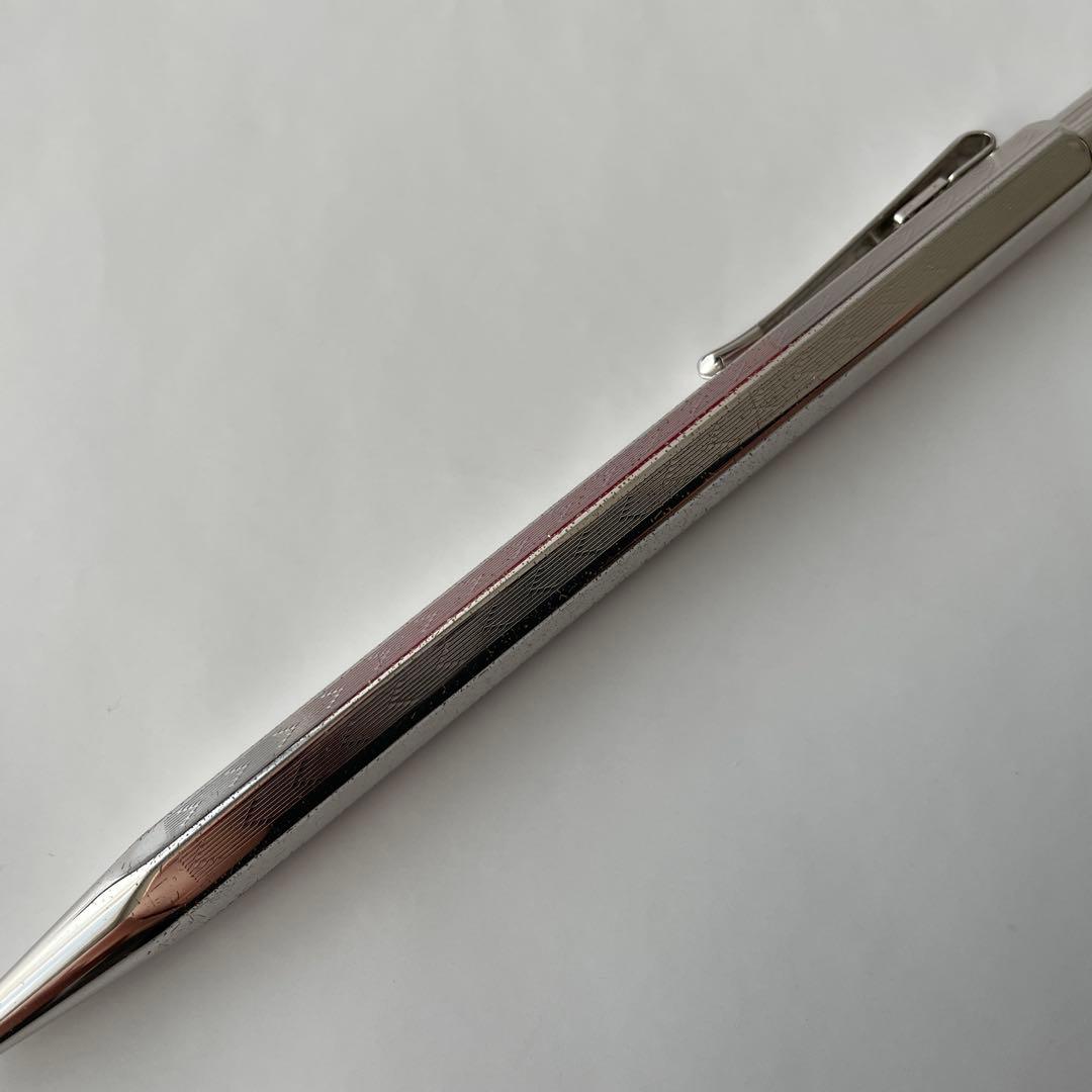 CARAN D'ACHE エクリドール シェブロン