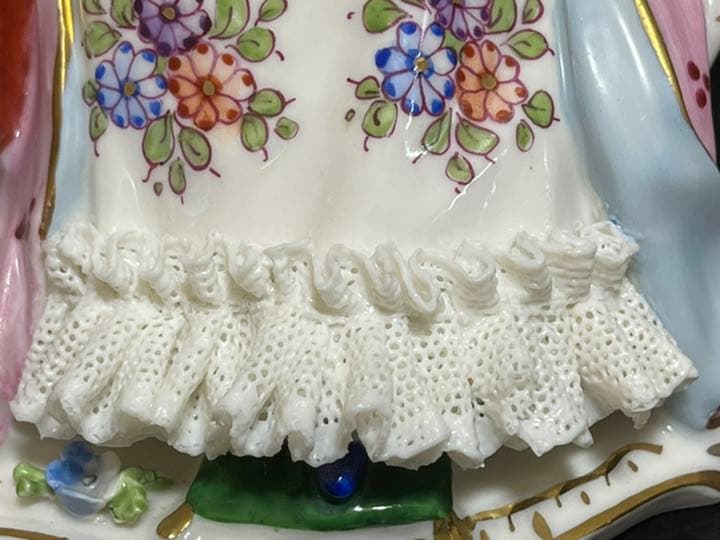 Dresden レース人形　会話が弾むカップル　アンティーク