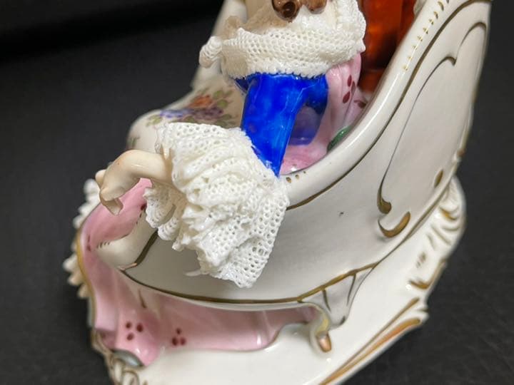 Dresden レース人形　会話が弾むカップル　アンティーク
