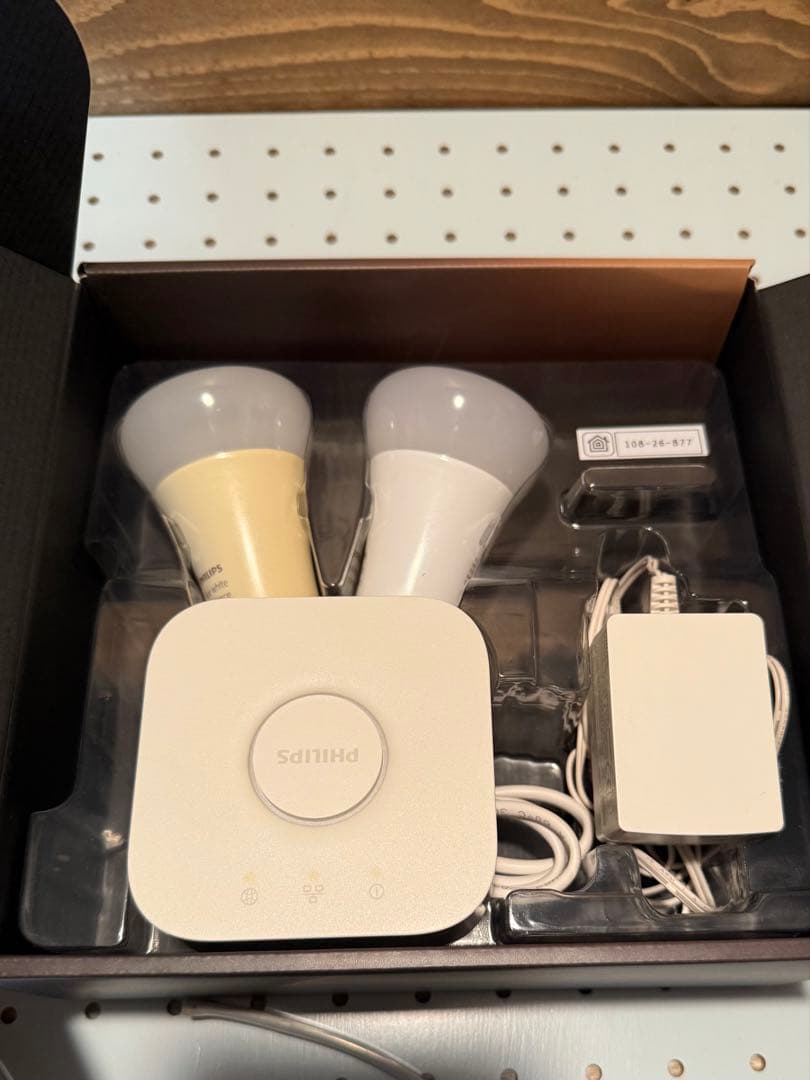 Philips Hue スマート電球 E26 Alexa対応 電球色 60W