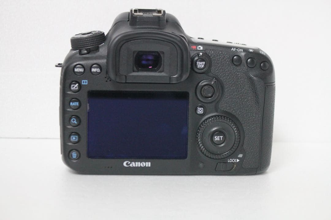 デジタル一眼レフカメラ　Canon EOS 7D MarkⅡ