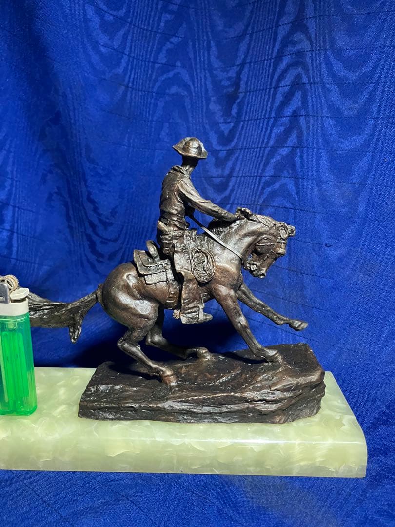 カウボーイ　ロデオ　フレデリックレミントン　The COWBOY ブロンズ像風