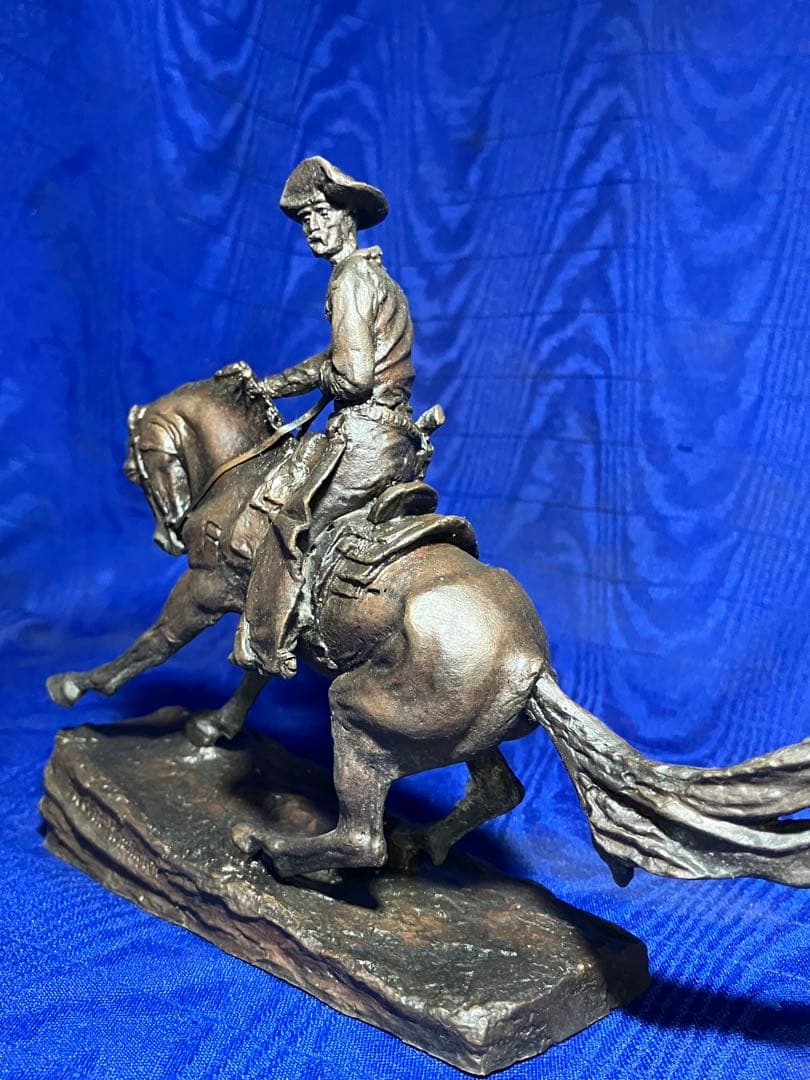 カウボーイ　ロデオ　フレデリックレミントン　The COWBOY ブロンズ像風