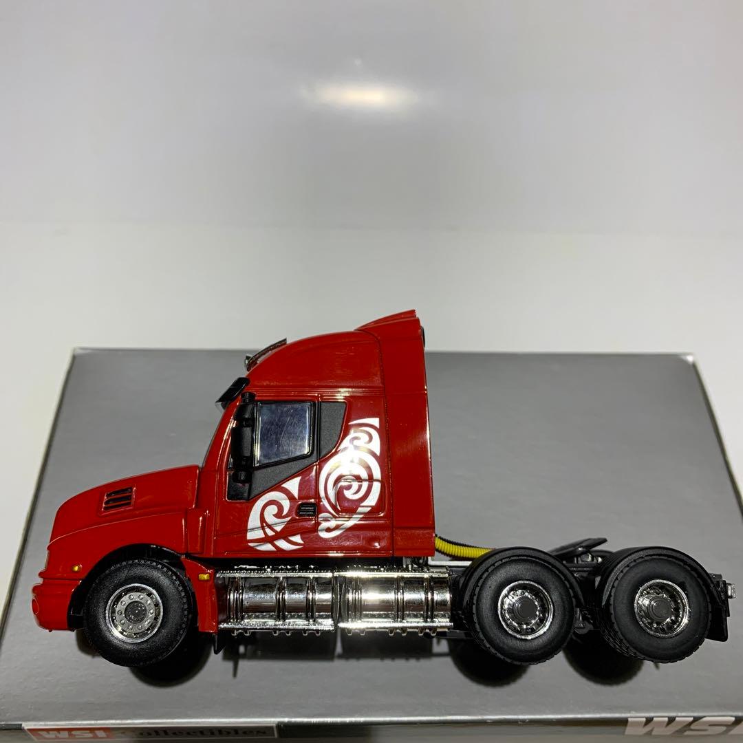 WSI 1/50 IVECO STRATOR RED トレーラーヘッド