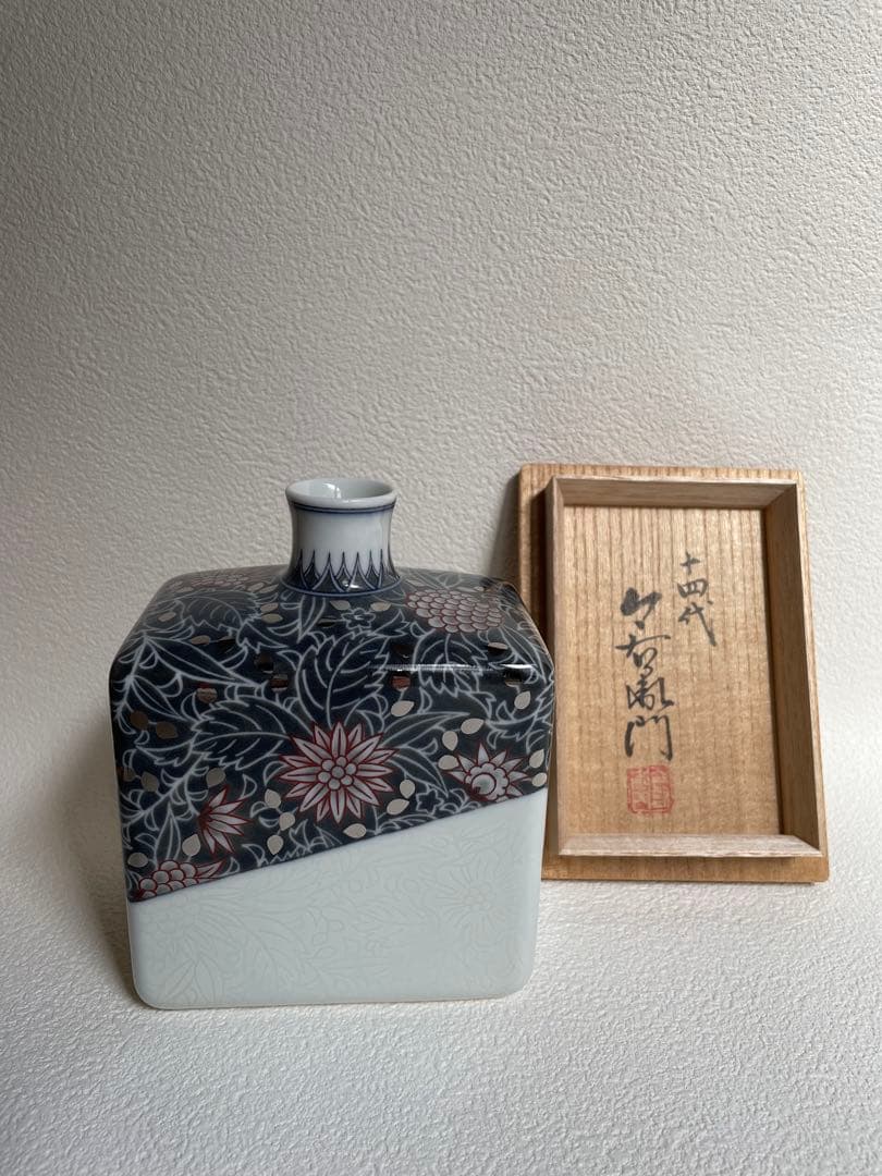 ⬇️【希少】人間国宝　十四代　今泉今右衛門　⭐︎ 本人作　花瓶
