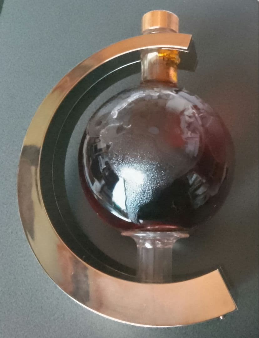 SUNTORY 地球儀型ウイスキー EXCELLENCE DAIMARU