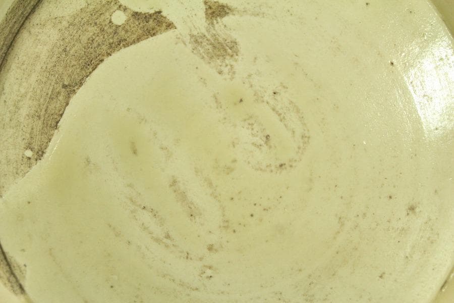 中国美術 白磁 陽刻草花紋 瓶(ZE663)