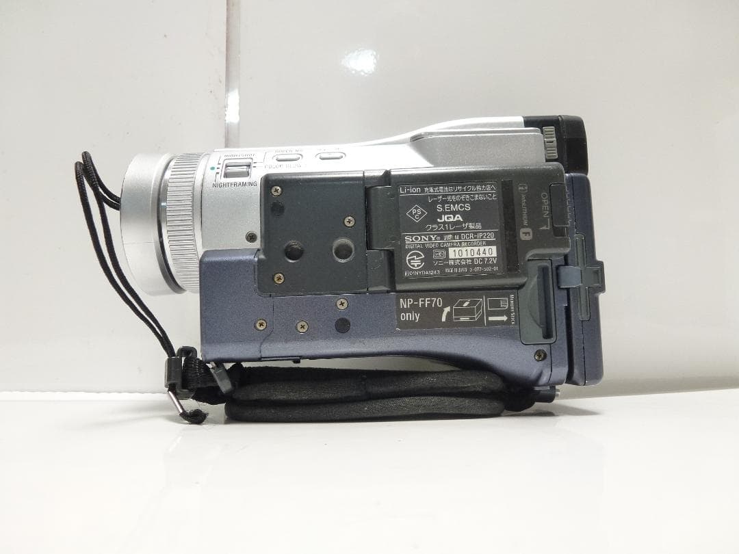 希少　大人気　ソニー SONY DCR-IP220 MICROMV ハンディカム