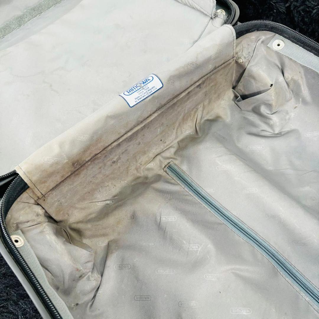 リモワ サルサ ビジネストローリー 851.40 2輪 機内持ち込み 23L