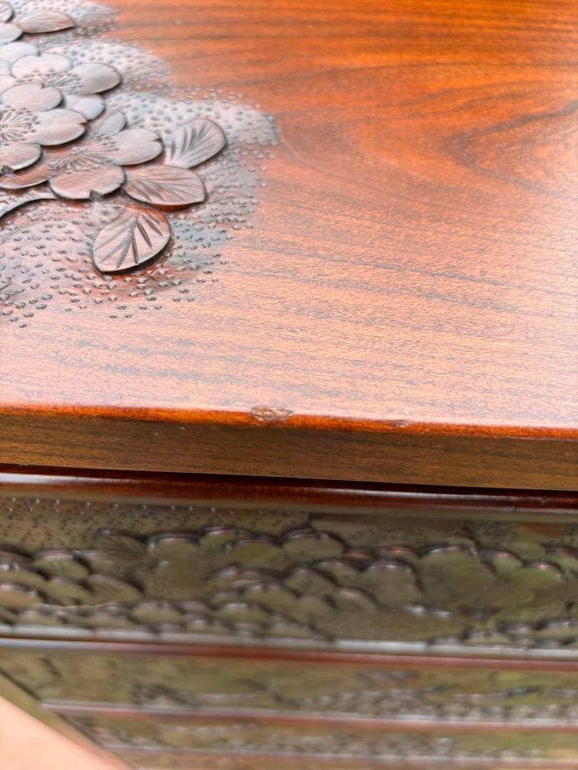 大坂屋家具店　軽井沢彫　4段チェスト　桜彫刻　伝統工芸　小箪笥