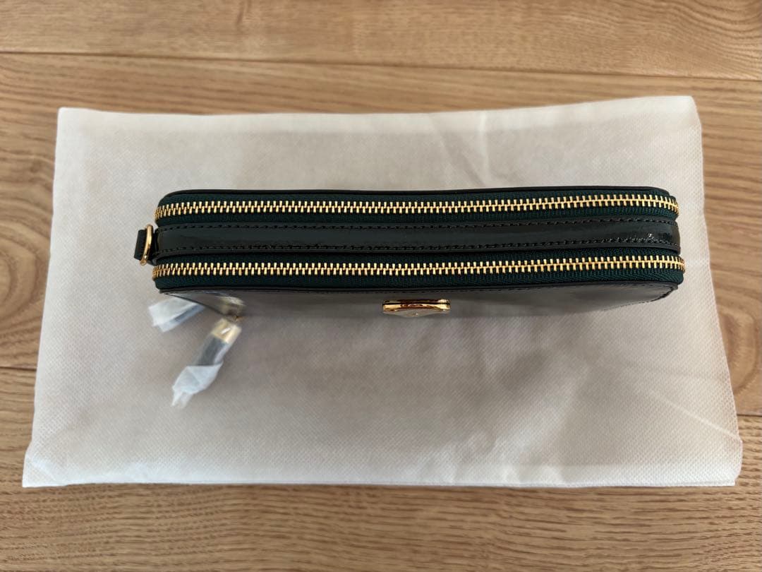 【新品】ATAO アタオ　アミュレット　スマホショルダー　エメラルドグリーン