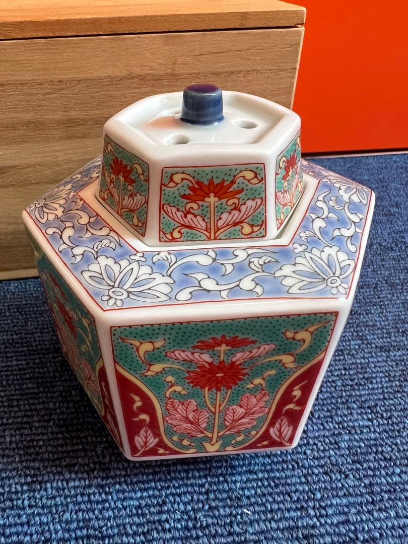 858有田焼　幸楽窯　角福　香炉　2客