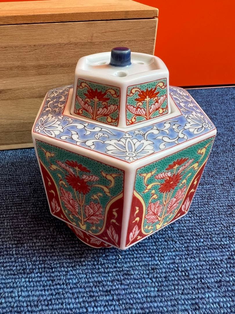 858有田焼　幸楽窯　角福　香炉　2客