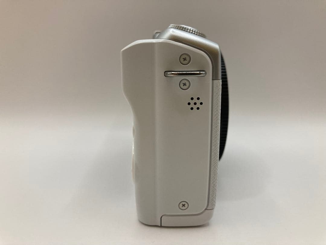 Canon EOS M200 標準ズームキット ホワイト ミラーレス一眼カメラ