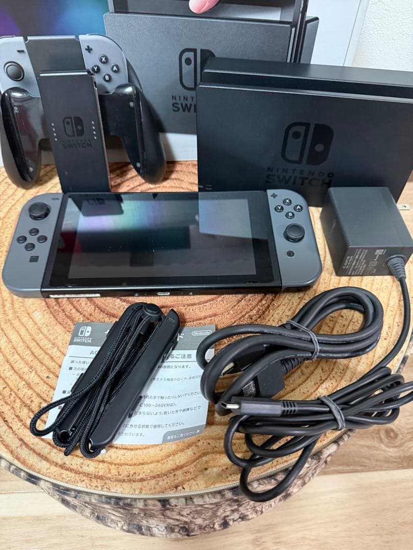 Nintendo Switch ニンテンドースイッチ本体　グレー④