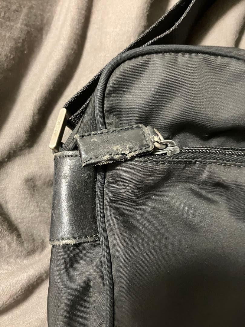 PRADA ナイロンバッグ