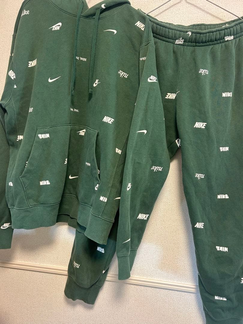 Nike ロゴプリント グリーン パーカー上下セット