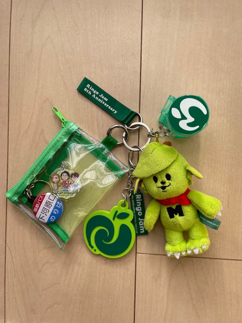 ⭐︎Ⓜ︎⭐︎ メメル キーホルダー ぬいぐるみ ミセス